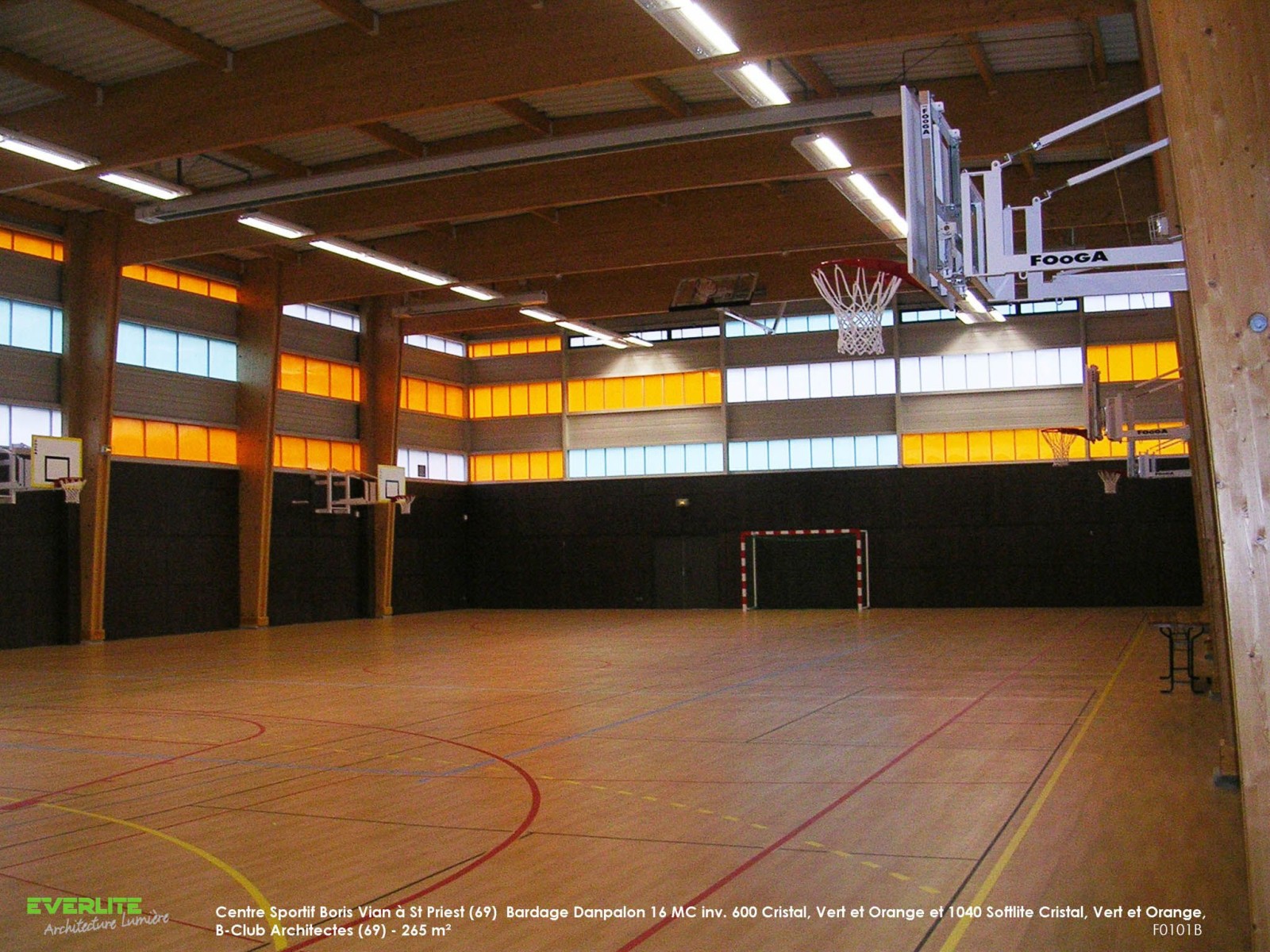 Centre Sportif, Boris Vian à St-Priest (69) Image 2